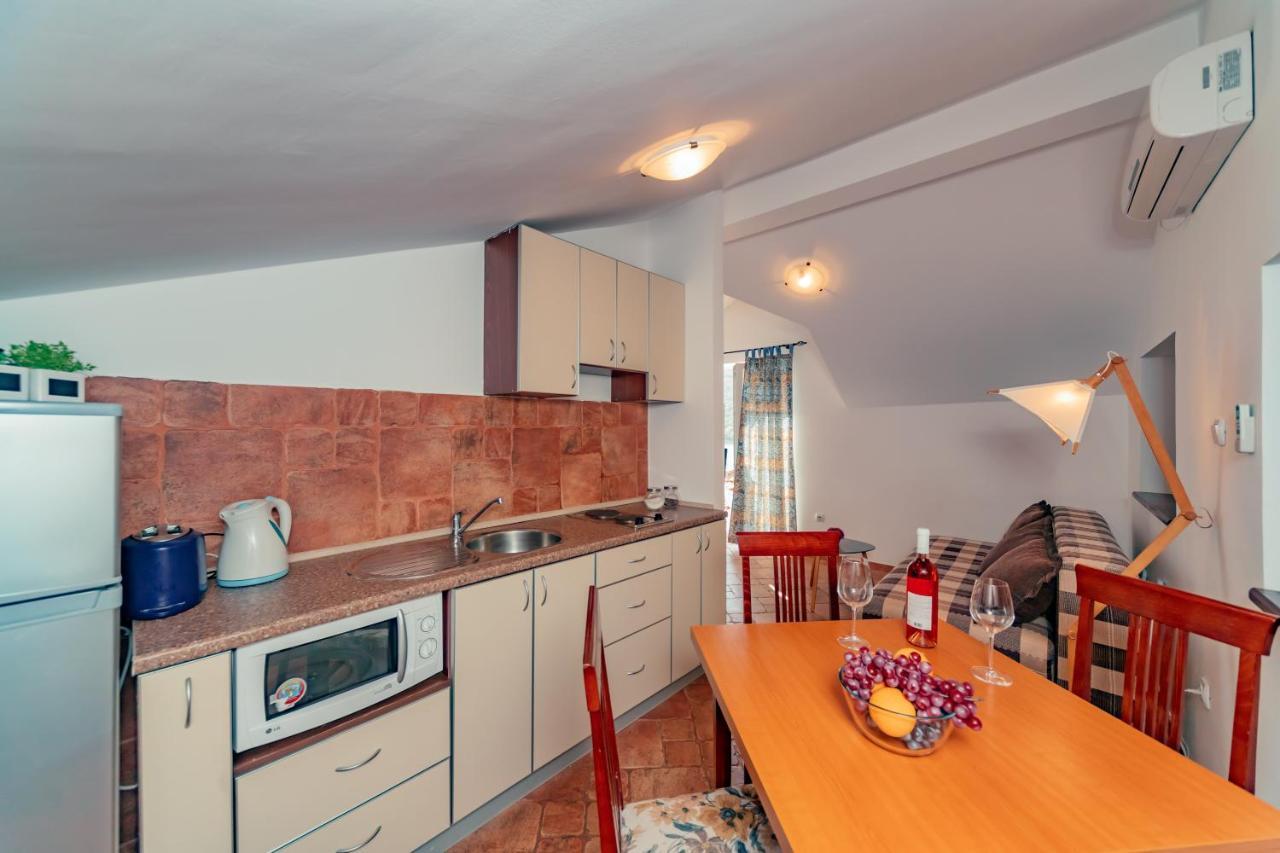 Apartments Bigovo Veljic Tivat Exterior photo